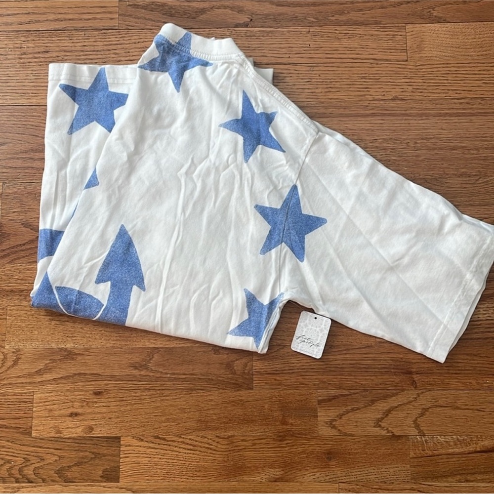 NWT Free People Emerald Cove Tee - Picture 8 of 8